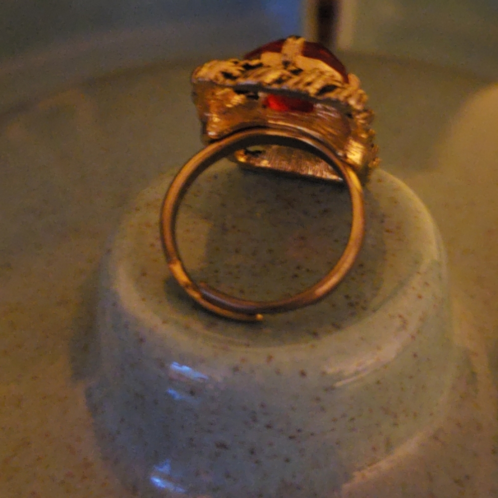 Ring - Picture 4 of 4